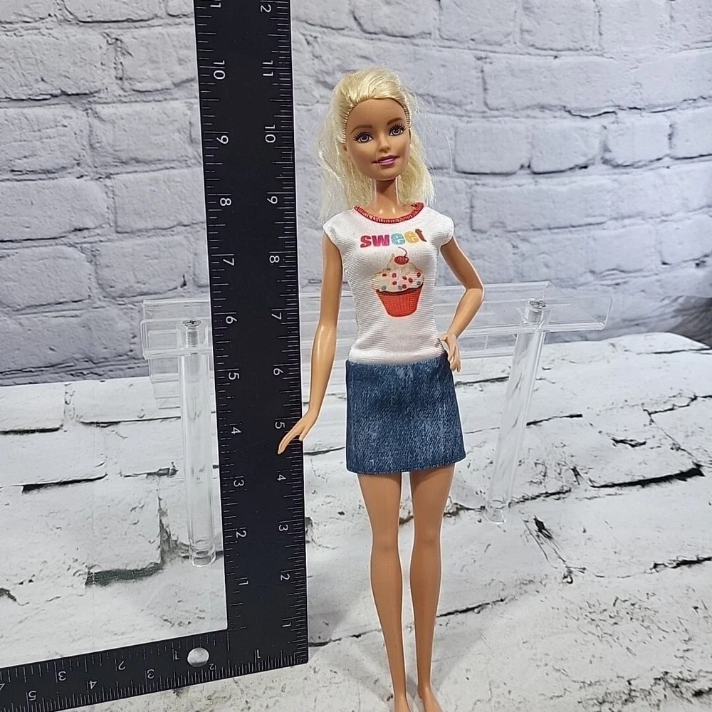 Barbie Doll Careers Cupcake Bakery Chef Doll